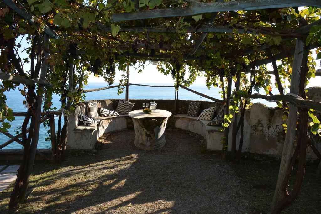 Bella Baia Campsite Maiori Exterior foto